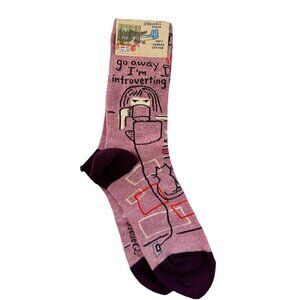 NEW NWT Blue Q Socks Womens Crew Go Away I'm Introverting womens shoe 5-10 prpl